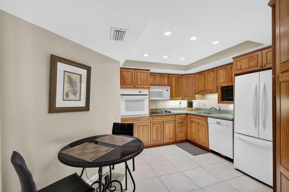 3610 S Ocean Boulevard #203 South Palm Beach, FL 33480