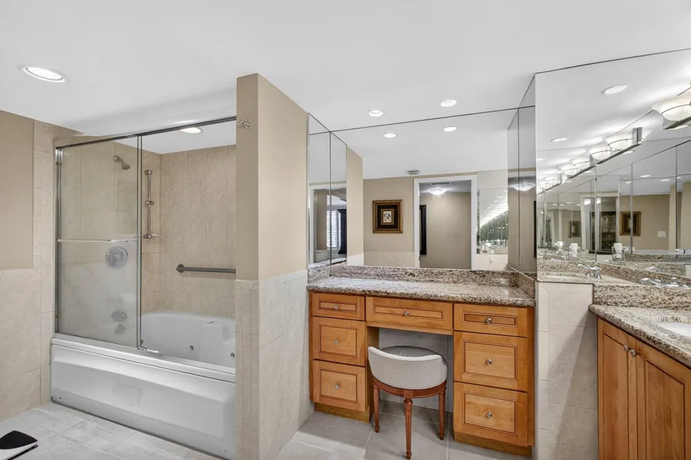 3610 S Ocean Boulevard #203 South Palm Beach, FL 33480
