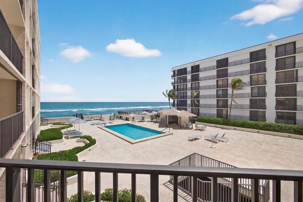 3610 S Ocean Boulevard #203 South Palm Beach, FL 33480