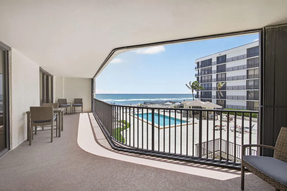 3610 S Ocean Boulevard #203 South Palm Beach, FL 33480