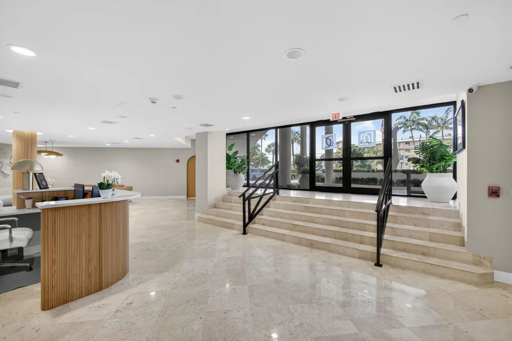 3610 S Ocean Boulevard #203 South Palm Beach, FL 33480