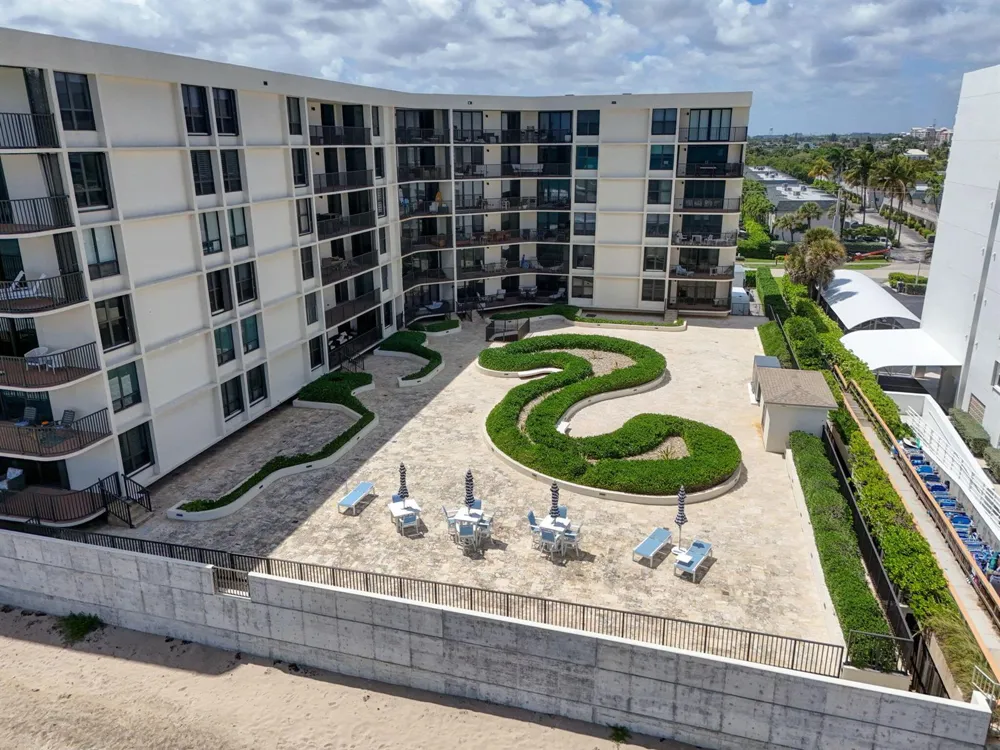 3610 S Ocean Boulevard #203 South Palm Beach, FL 33480