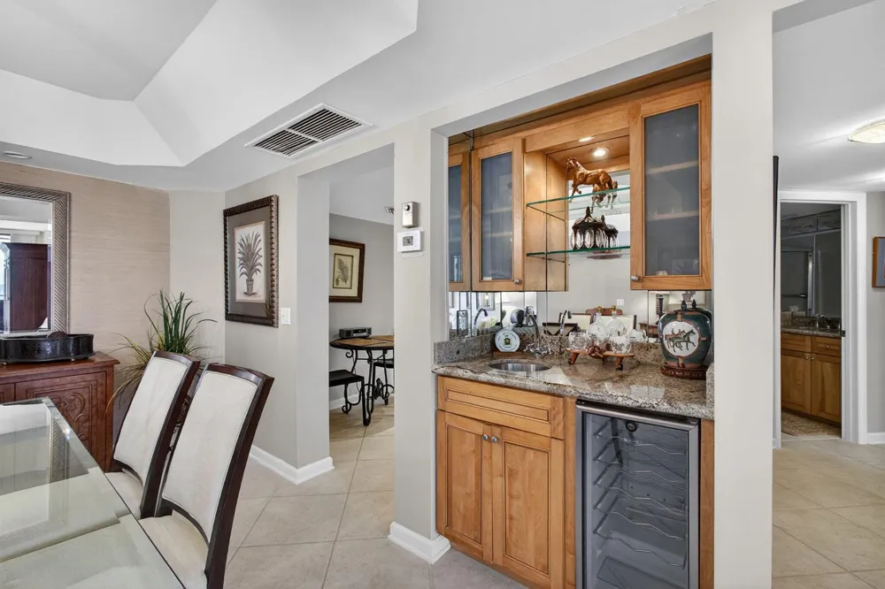 3610 S Ocean Boulevard #203 South Palm Beach, FL 33480