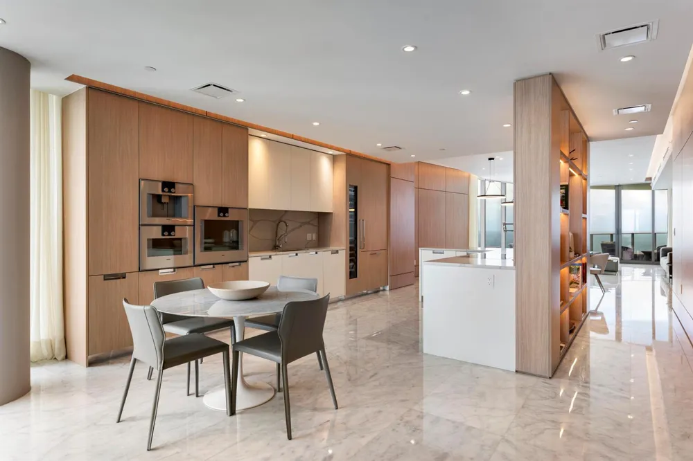 15701 Collins Avenue #3901 Sunny Isles Beach, FL 33160