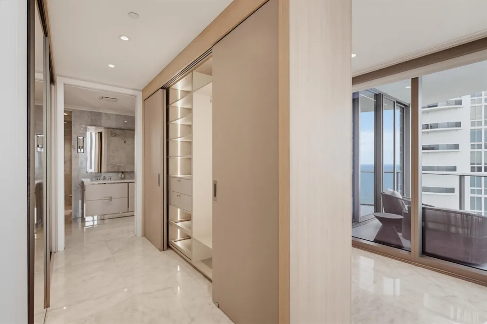 15701 Collins Avenue #3901 Sunny Isles Beach, FL 33160