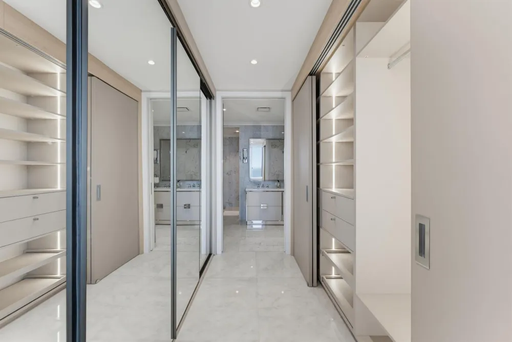 15701 Collins Avenue #3901 Sunny Isles Beach, FL 33160