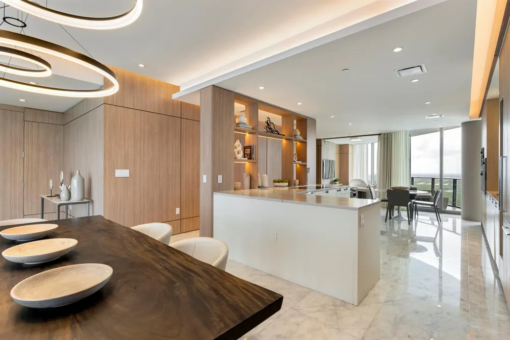15701 Collins Avenue #3901 Sunny Isles Beach, FL 33160