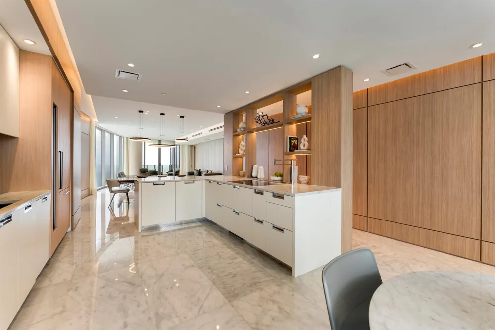 15701 Collins Avenue #3901 Sunny Isles Beach, FL 33160