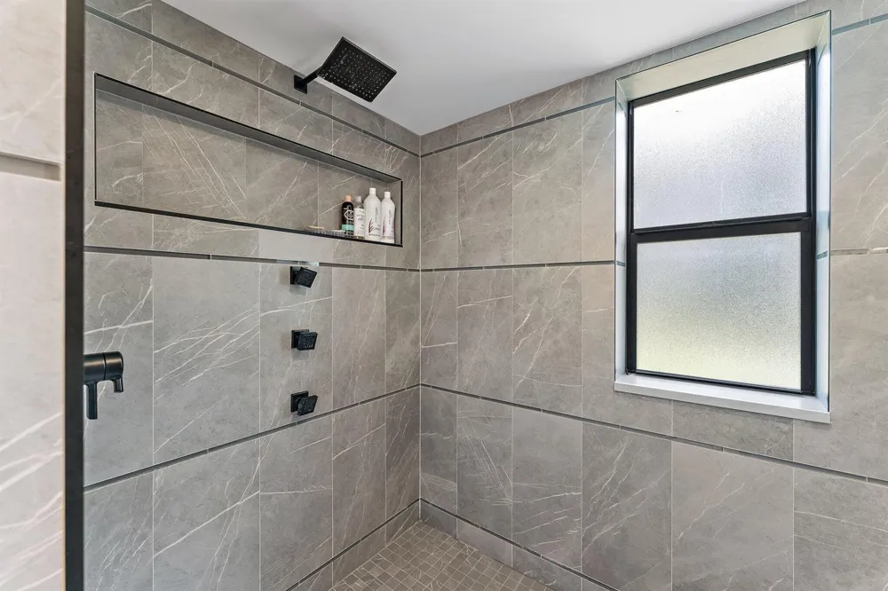 19800 Sandpointe Bay Drive #101 Tequesta, FL 33469