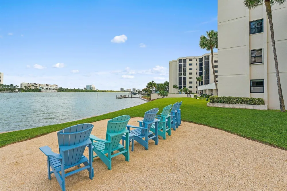19800 Sandpointe Bay Drive #101 Tequesta, FL 33469