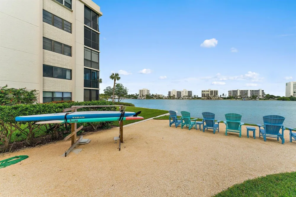 19800 Sandpointe Bay Drive #101 Tequesta, FL 33469