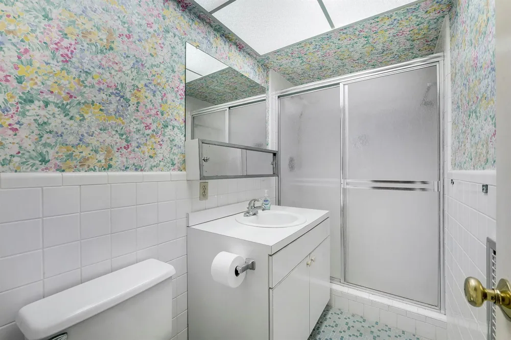 331 Tequesta Drive #213 Tequesta, FL 33469