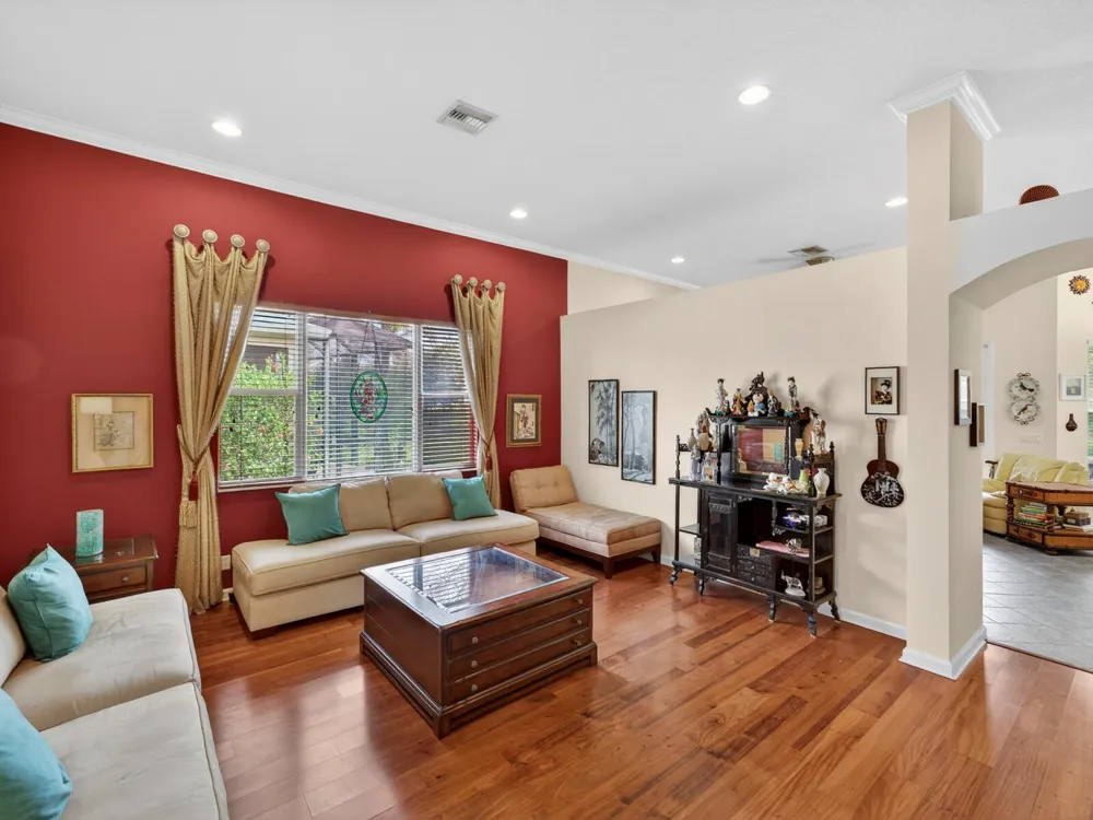 608 SW Calamondin Way Way SW Vero Beach, FL 32968