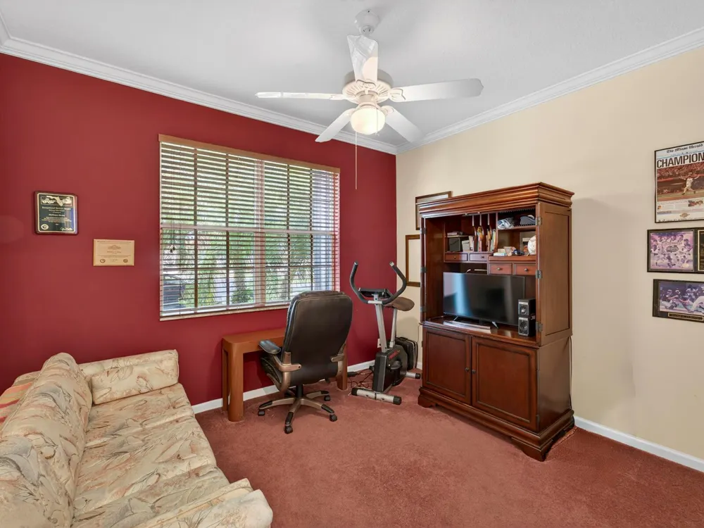 608 SW Calamondin Way Way SW Vero Beach, FL 32968