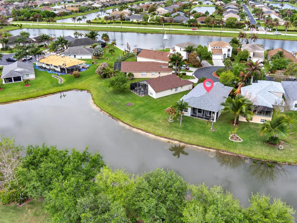 608 SW Calamondin Way Way SW Vero Beach, FL 32968
