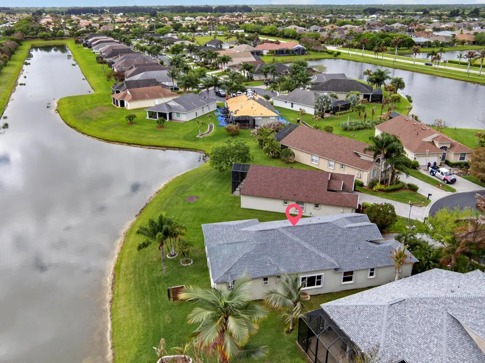 608 SW Calamondin Way Way SW Vero Beach, FL 32968