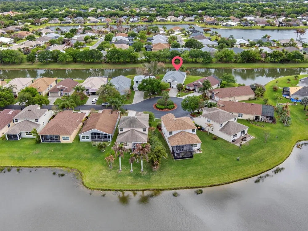 608 SW Calamondin Way Way SW Vero Beach, FL 32968