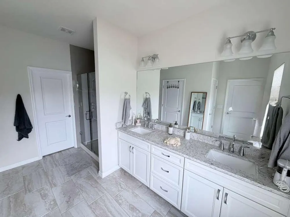 4924 Greenway Drive Hollywood, FL 33021