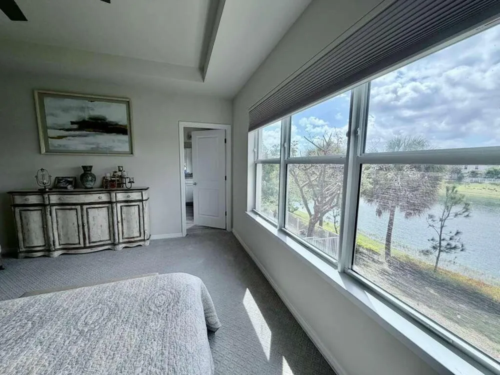 4924 Greenway Drive Hollywood, FL 33021