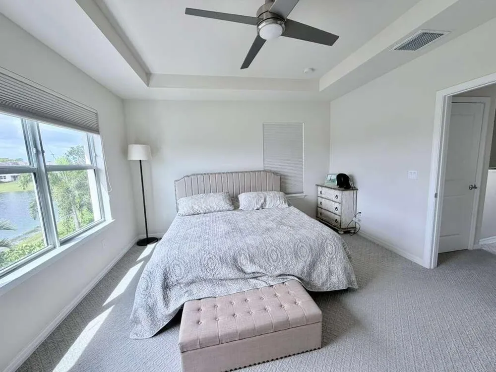 4924 Greenway Drive Hollywood, FL 33021