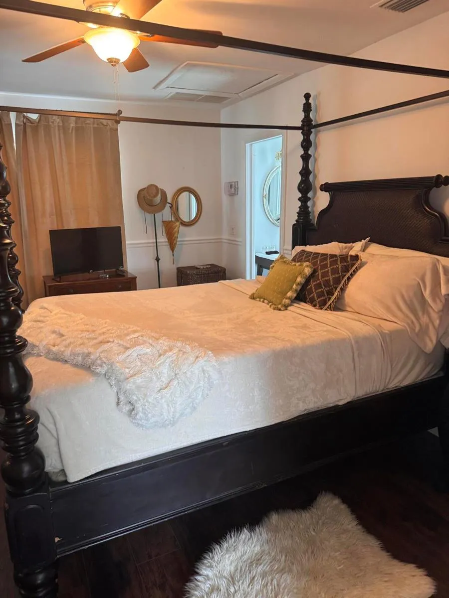 1256 Palmetto Road Haverhill, FL 33417