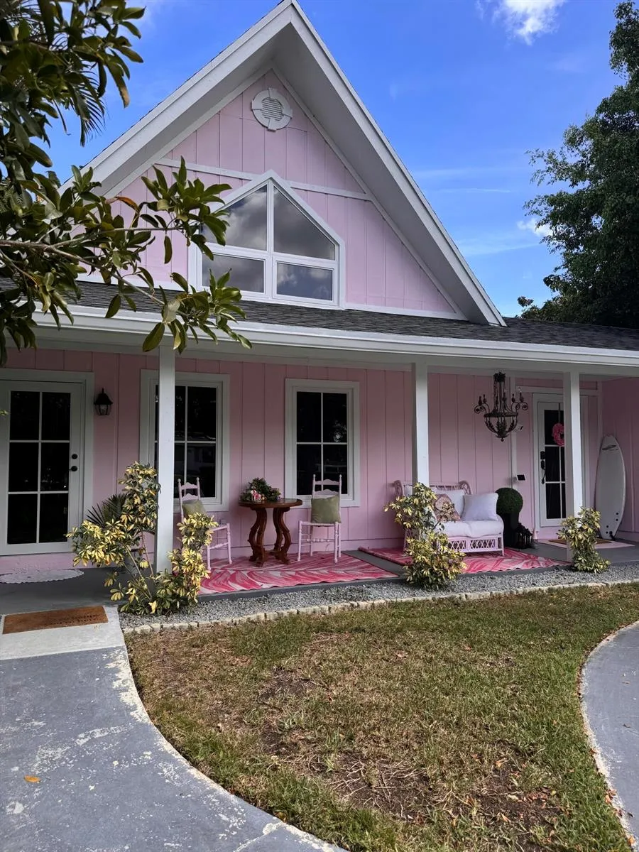 1256 Palmetto Road Haverhill, FL 33417