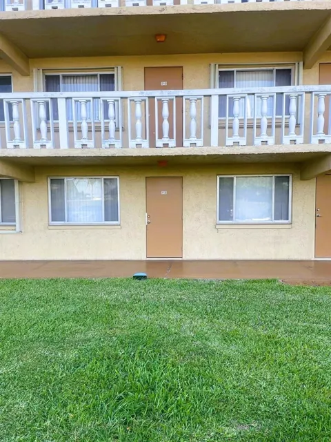 100 Village Green Circle E #112