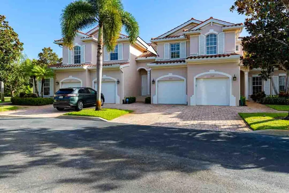 2371 SW Carriage Hill Terrace #202 Palm City, FL 34990
