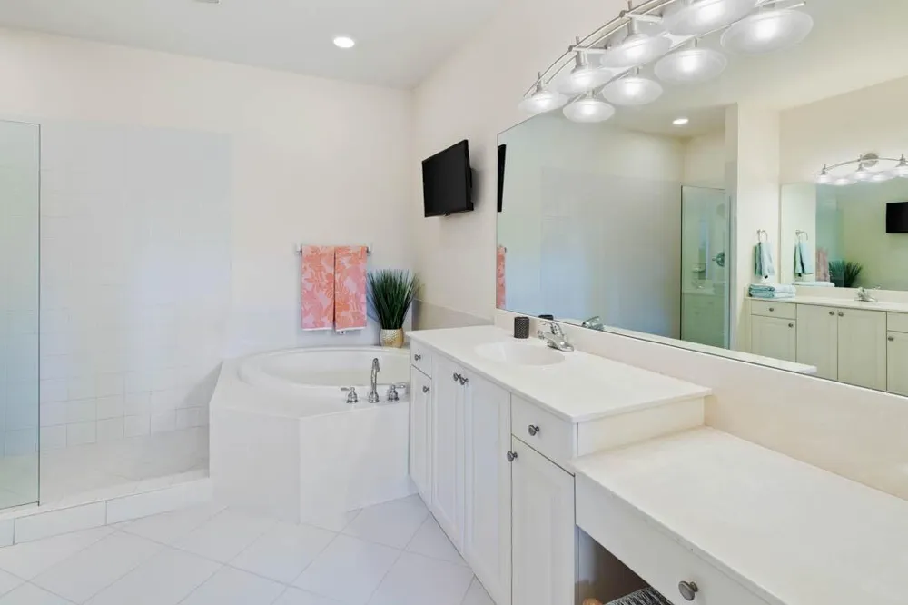 2371 SW Carriage Hill Terrace #202 Palm City, FL 34990