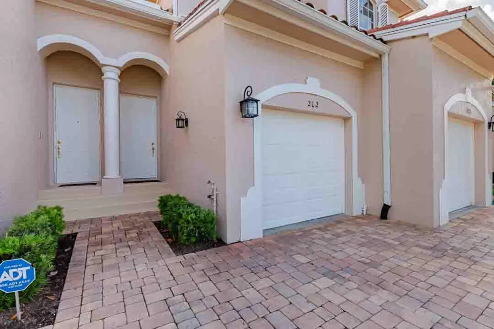 2371 SW Carriage Hill Terrace #202 Palm City, FL 34990