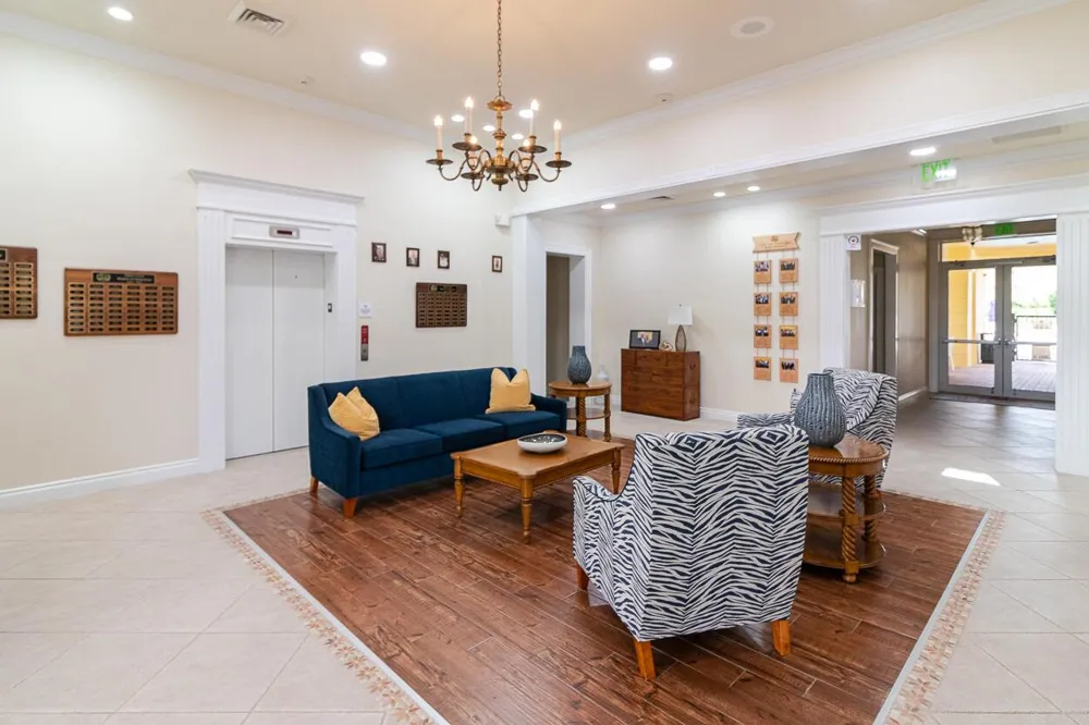 2371 SW Carriage Hill Terrace #202 Palm City, FL 34990