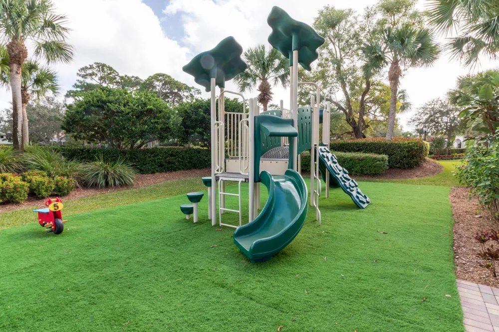 2371 SW Carriage Hill Terrace #202 Palm City, FL 34990
