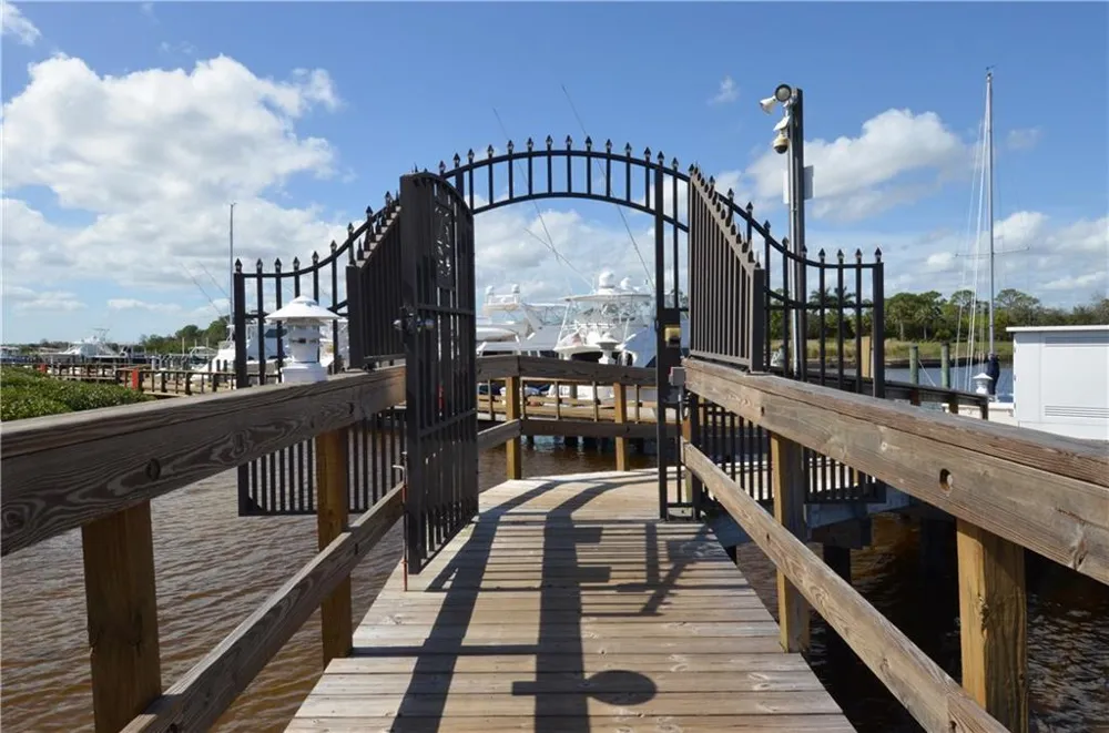 2371 SW Carriage Hill Terrace #202 Palm City, FL 34990