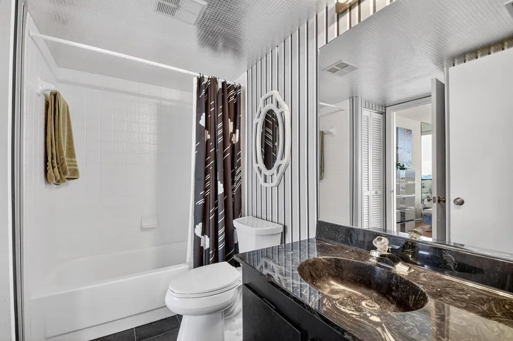 8200 Lakeshore Drive #507 Hypoluxo, FL 33462