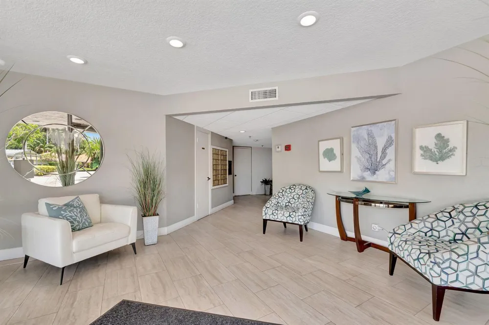 8200 Lakeshore Drive #507 Hypoluxo, FL 33462
