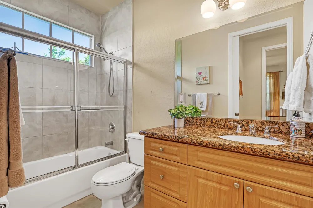2560 NE 11th Street Pompano Beach, FL 33062