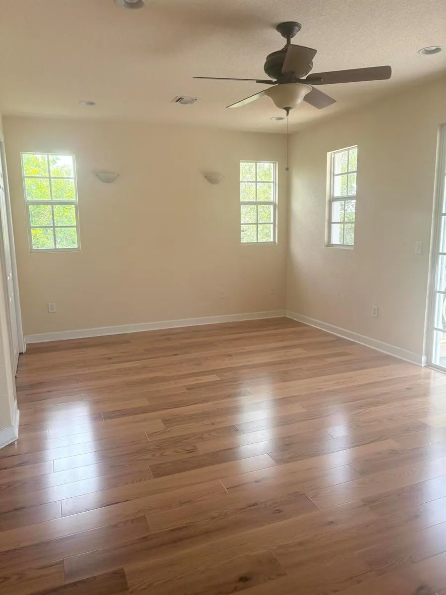 2560 NE 11th Street Pompano Beach, FL 33062
