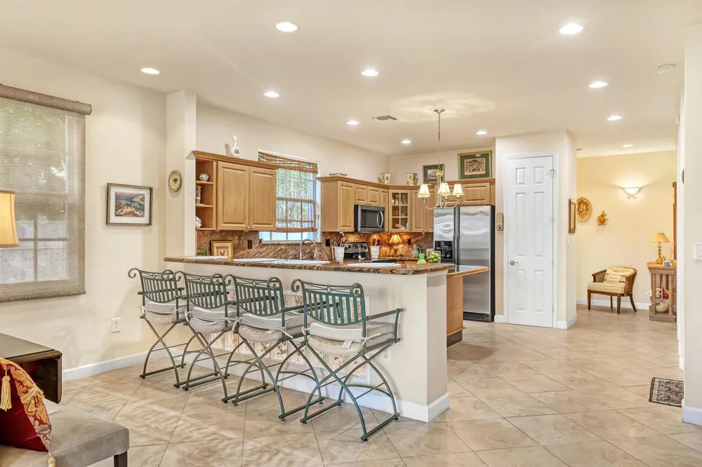 2560 NE 11th Street Pompano Beach, FL 33062