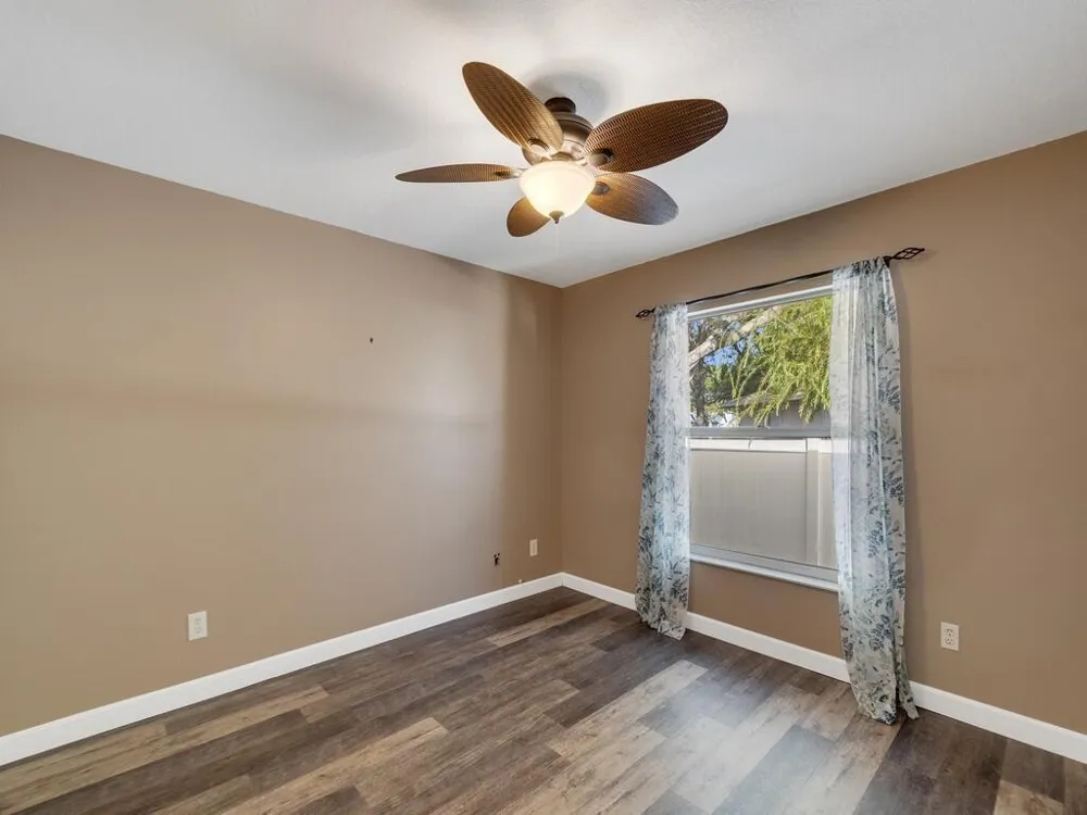 492 Biscayne Lane Sebastian, FL 32958