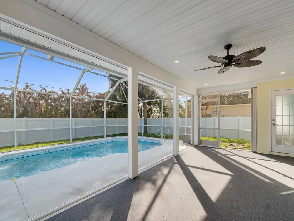 492 Biscayne Lane Sebastian, FL 32958