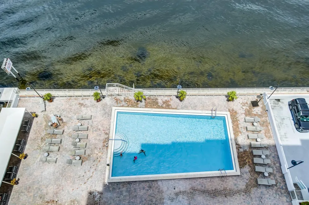 3000 S Ocean Drive #1100 Hollywood, FL 33019