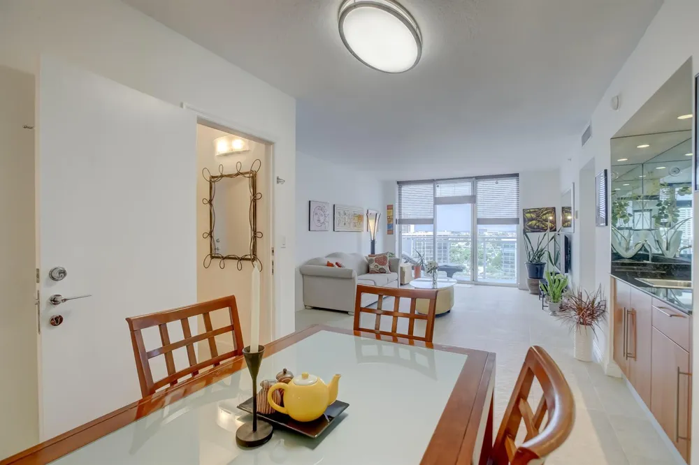 3000 S Ocean Drive #1100 Hollywood, FL 33019