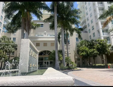 450 Federal Highway #102