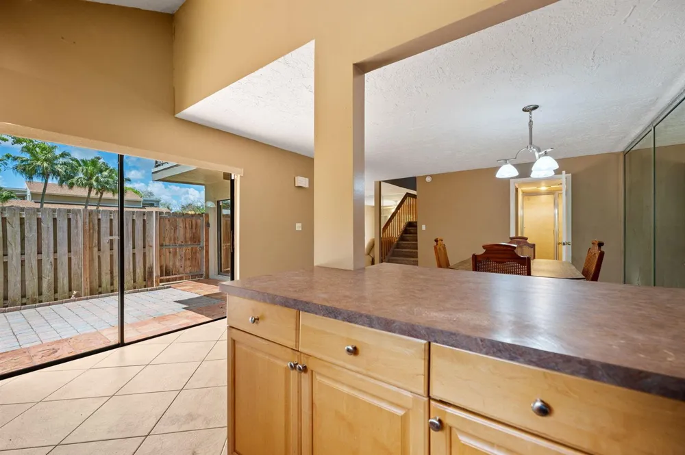 620 Commodore Drive Plantation, FL 33325