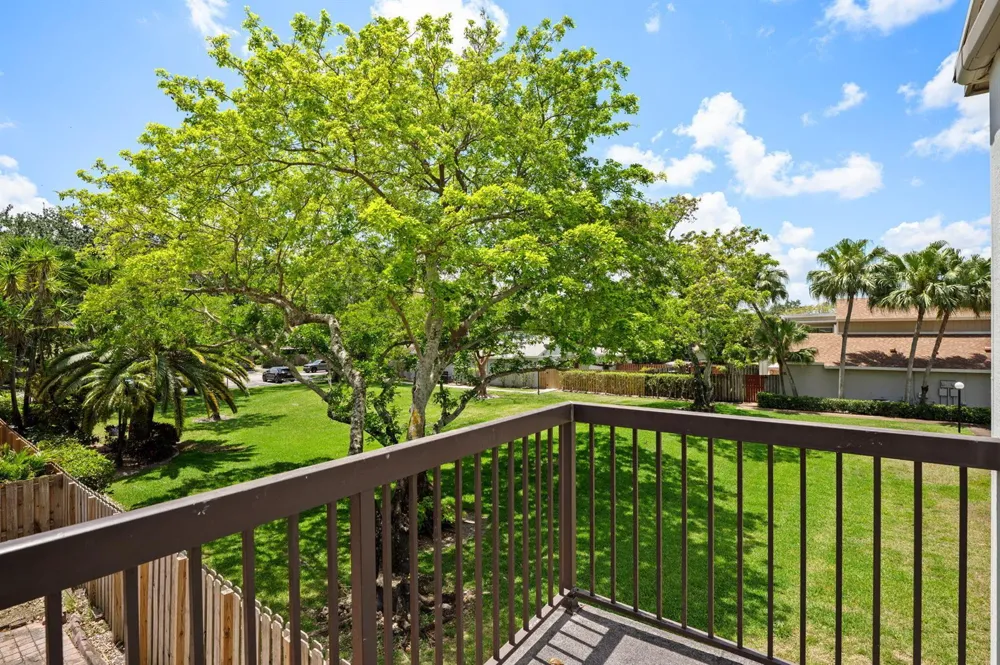 620 Commodore Drive Plantation, FL 33325