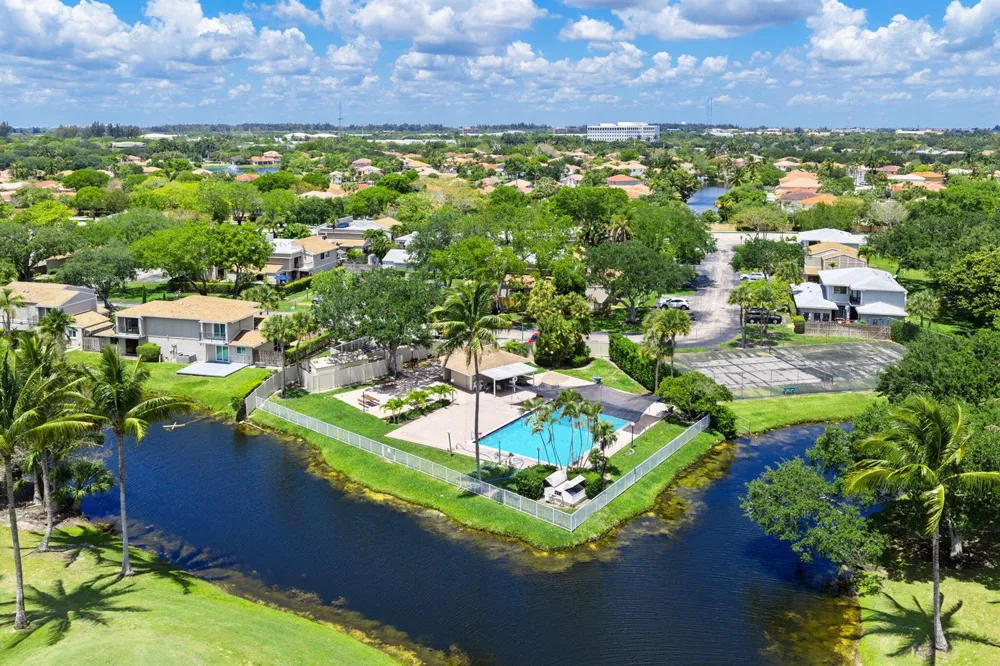 620 Commodore Drive Plantation, FL 33325