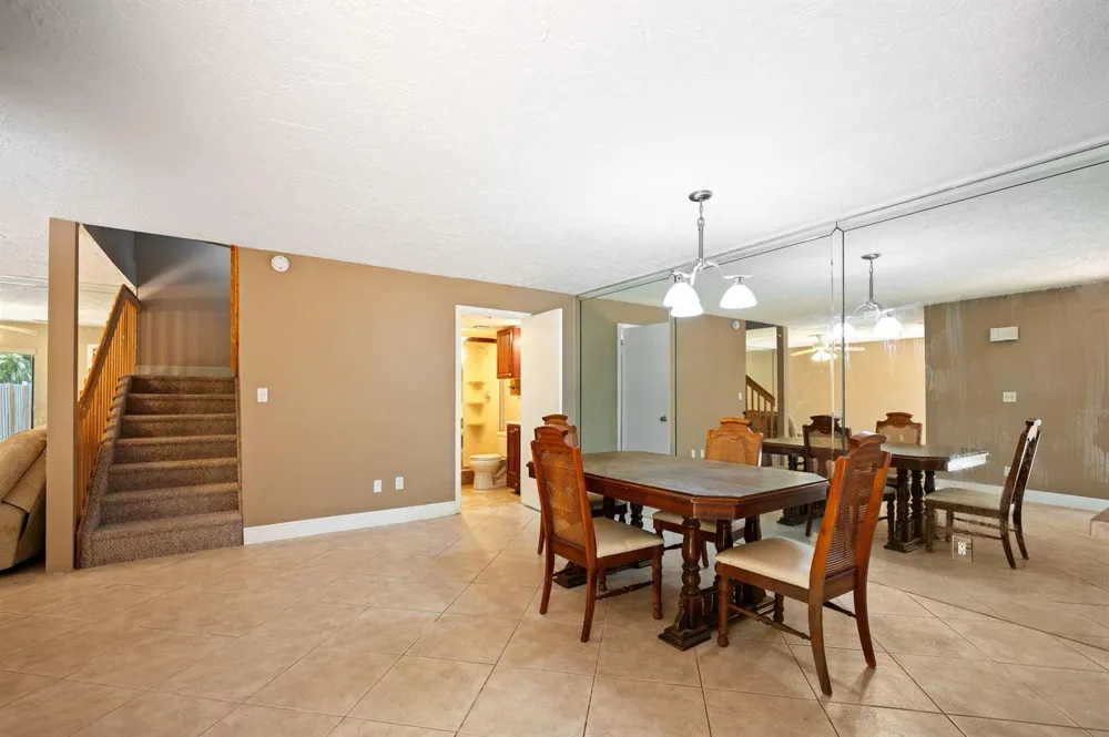 620 Commodore Drive Plantation, FL 33325