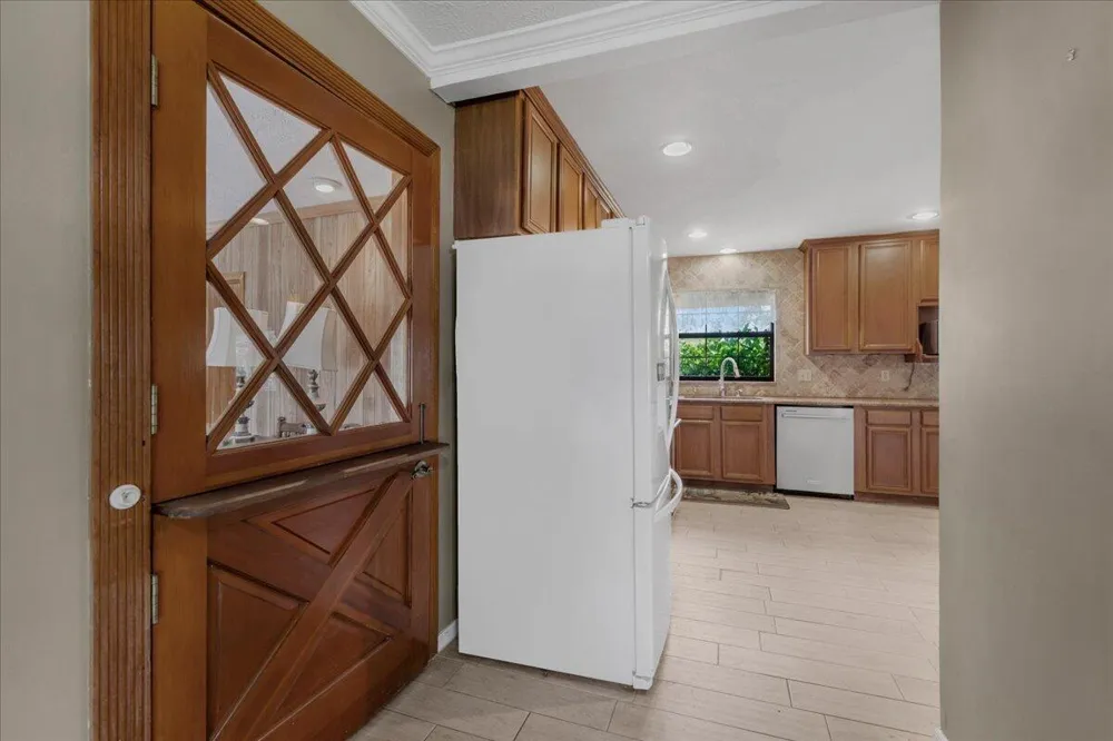 2531 River Road Moore Haven, FL 33471