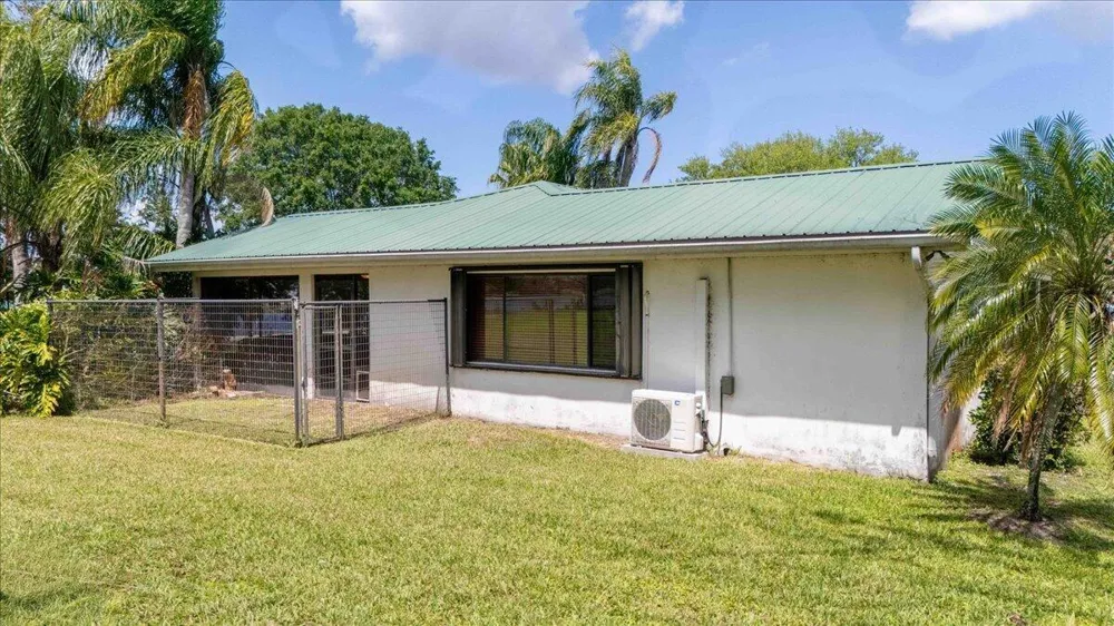 2531 River Road Moore Haven, FL 33471