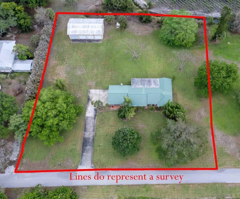2531 River Road Moore Haven, FL 33471